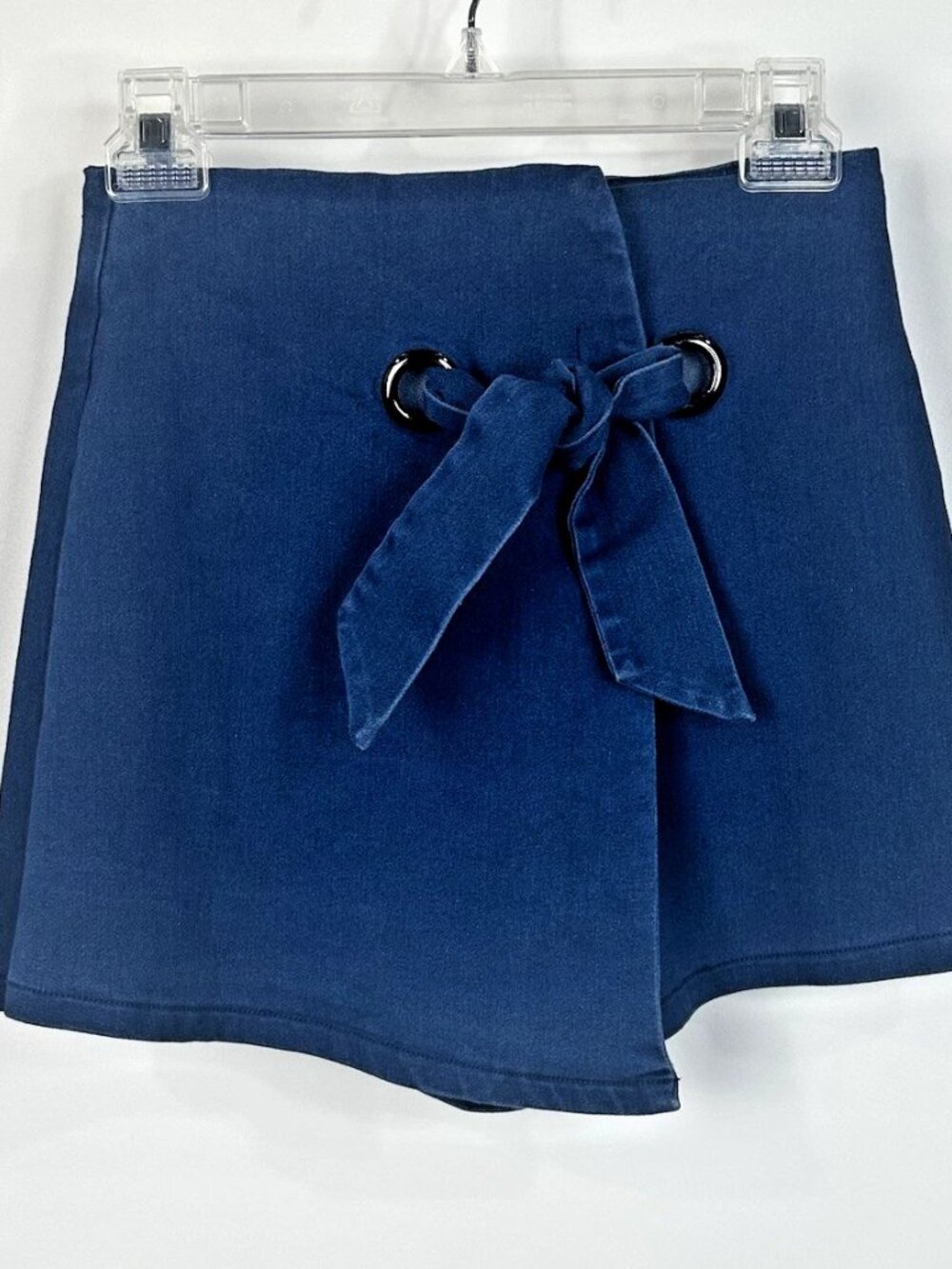 Altar’d State - Reagan Denim Tie Bowknot Tie Shorts | Large | Blue Dark Indigo